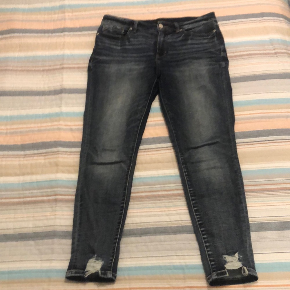 Buckle Black Label “shaping @ smoothing” Jeans
